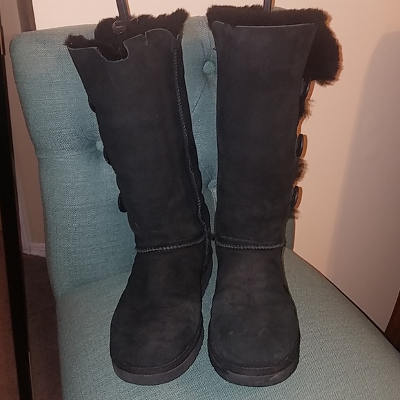 black uggs size 11